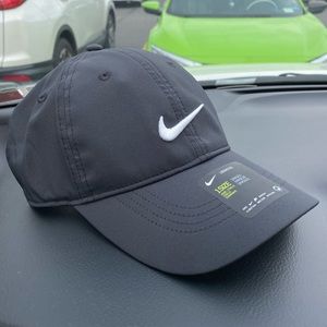 NEW Nike Legacy Hat